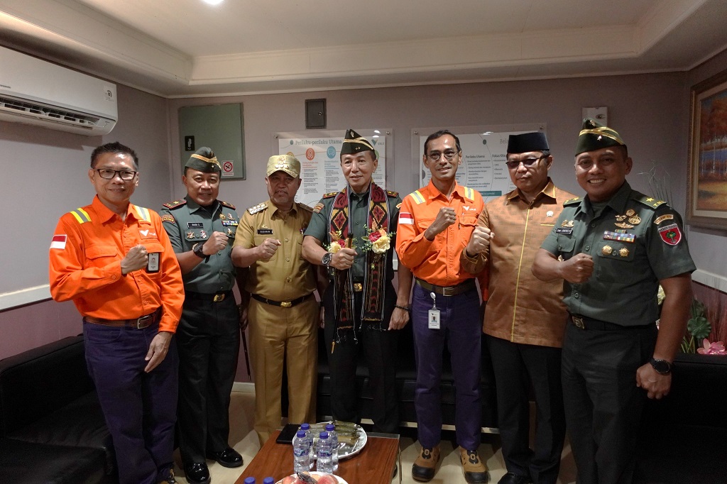 Pangdam XIV/Hasanuddin Mayjen TNI Dr. Totok Imam Santoso mengunjungi PT Vale Indonesia Tbk (PT Vale) di Blok Sorowako selama dua hari, Selasa dan Rabu (1-2/08/2023).Pangdam XIV/Hasanuddin Mayjen TNI Dr. Totok Imam Santoso mengunjungi PT Vale Indonesia Tbk (PT Vale) di Blok Sorowako selama dua hari, Selasa dan Rabu (1-2/08/2023).