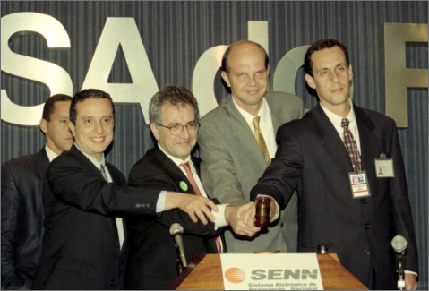 4b164f0b-9651-560f-94c6-bb6b3fa11080