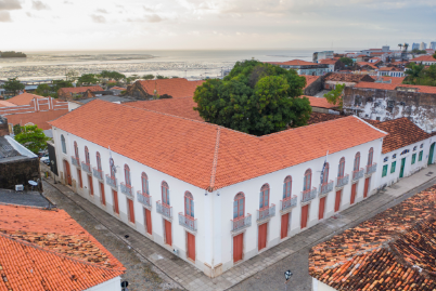 ac5ea8c4-c806-5c43-a4b1-e2979a7943dd