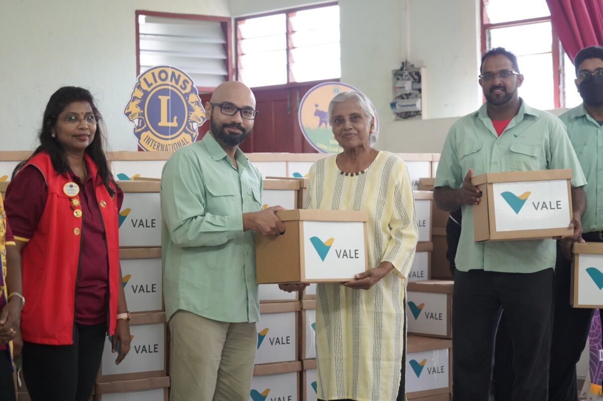 Vale Lions Club festive joy Manjung
